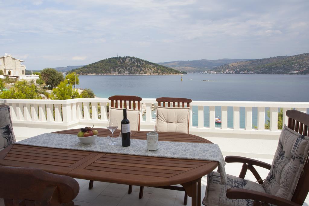 Villa Perun Ražanj エクステリア 写真