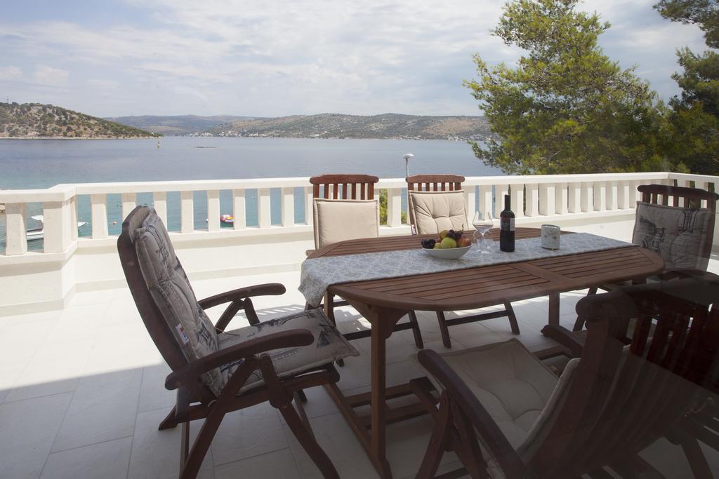 Villa Perun Ražanj エクステリア 写真